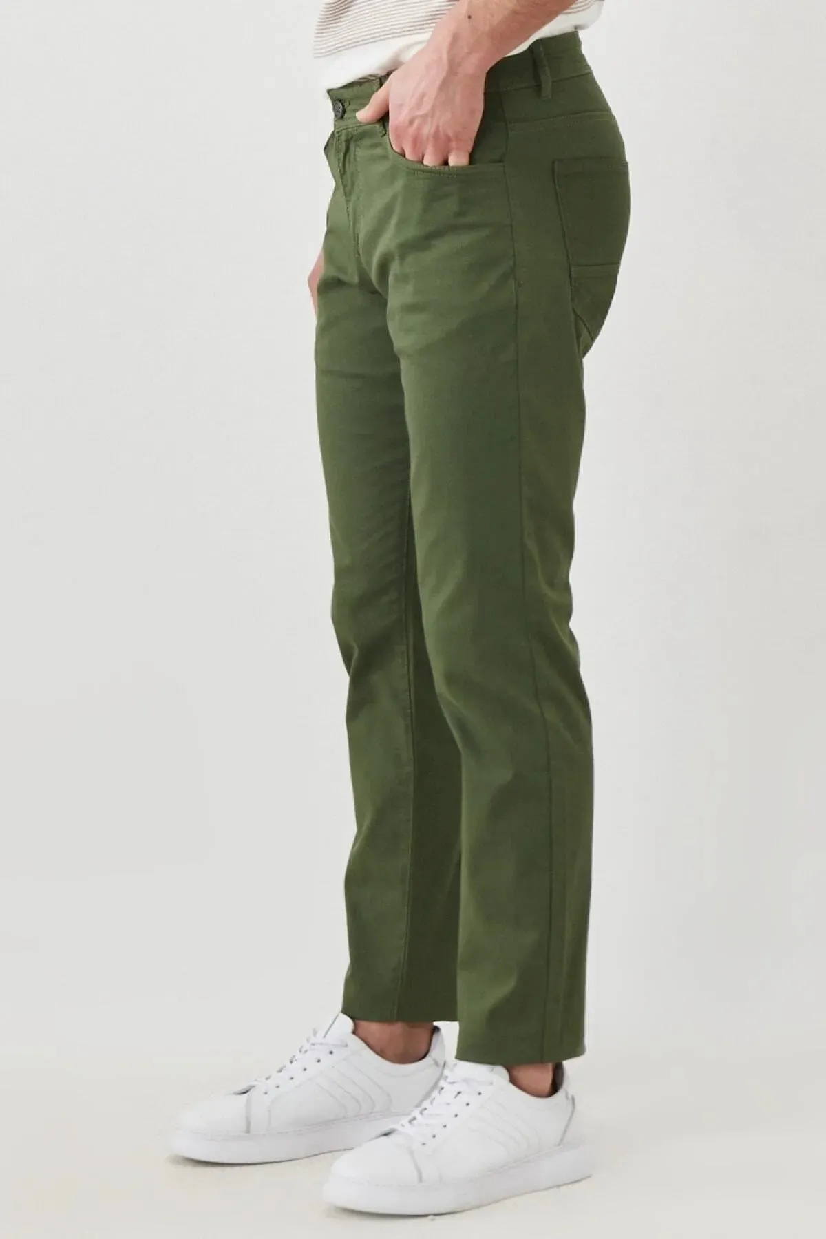 AC&Co Men's Slim Fit Trousers