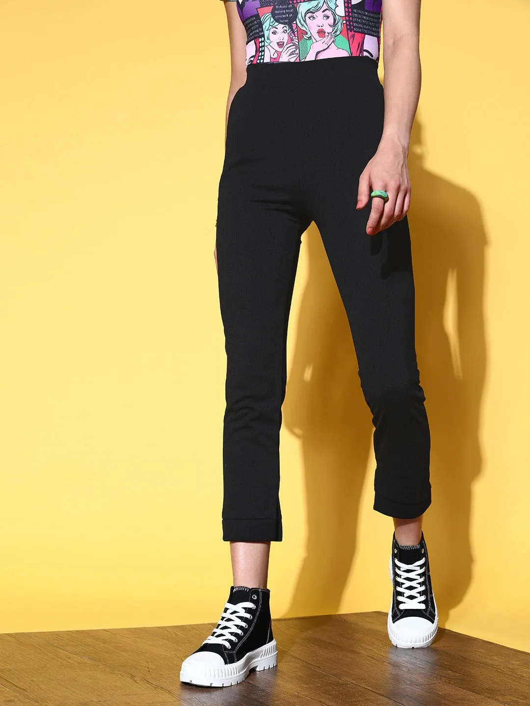 Berrylush Women Solid Black Relaxed Flat-Front High-Rise Waist Trousers