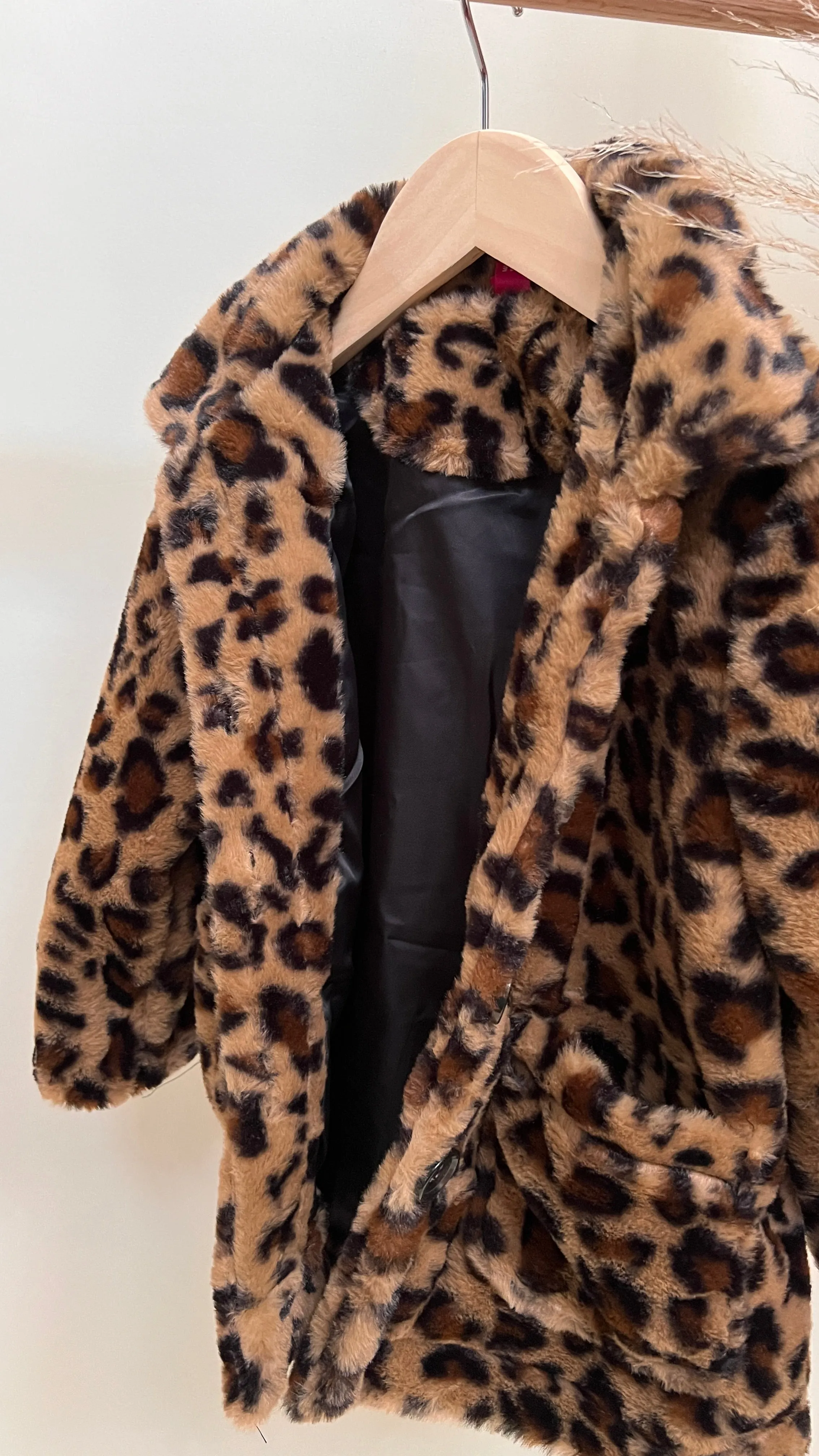 Farrah Faux Fur in Leopard Print