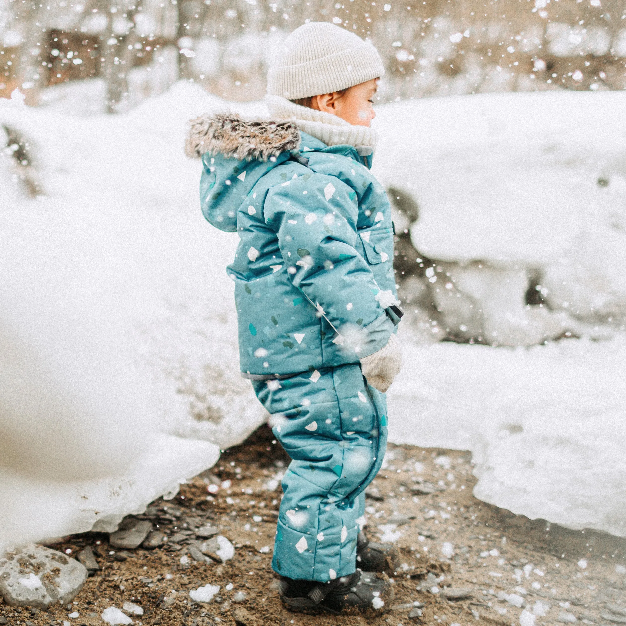 Habit de neige 3 en 1 bleu à motifs et fausse fourrure, bébé || 3 in 1 blue snowsuit with print and faux fur, baby