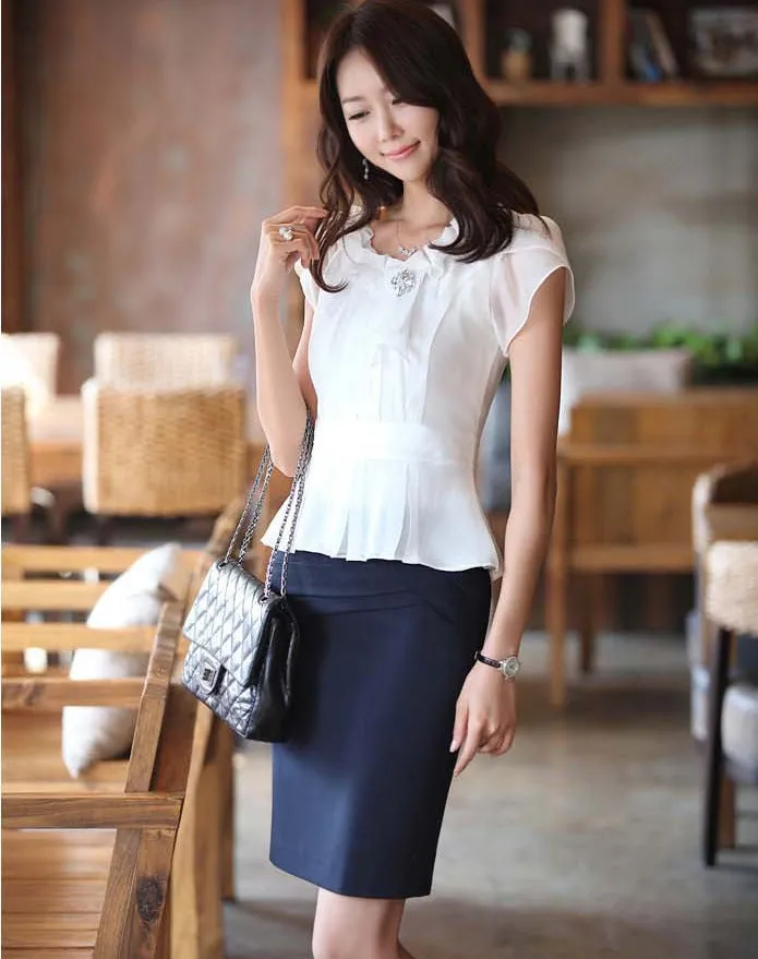 Korean Slim Look Women Suits Hip Flattering Skirt