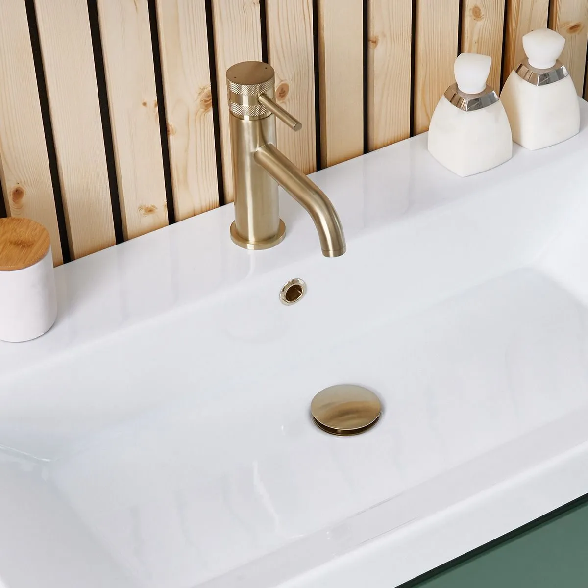 Scudo Round Overflow Insert in Brass - OVERFLOWRND-BRASS